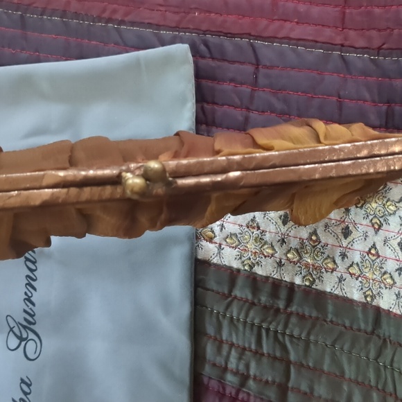 Vintage DEEPA GURNANI* silk tie dye and brass snap close clutch w/dust bag - Picture 5 of 12